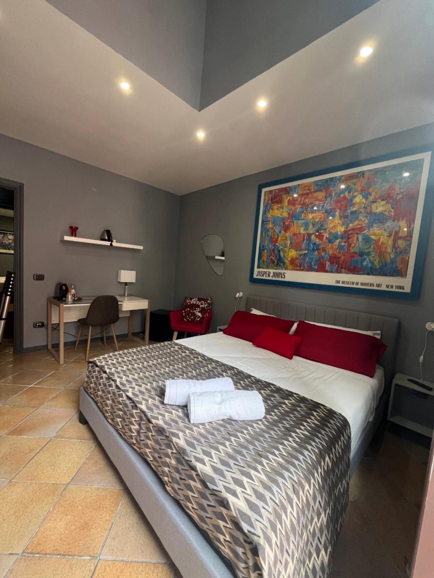 Naples Luxury Suites B&B Экстерьер фото