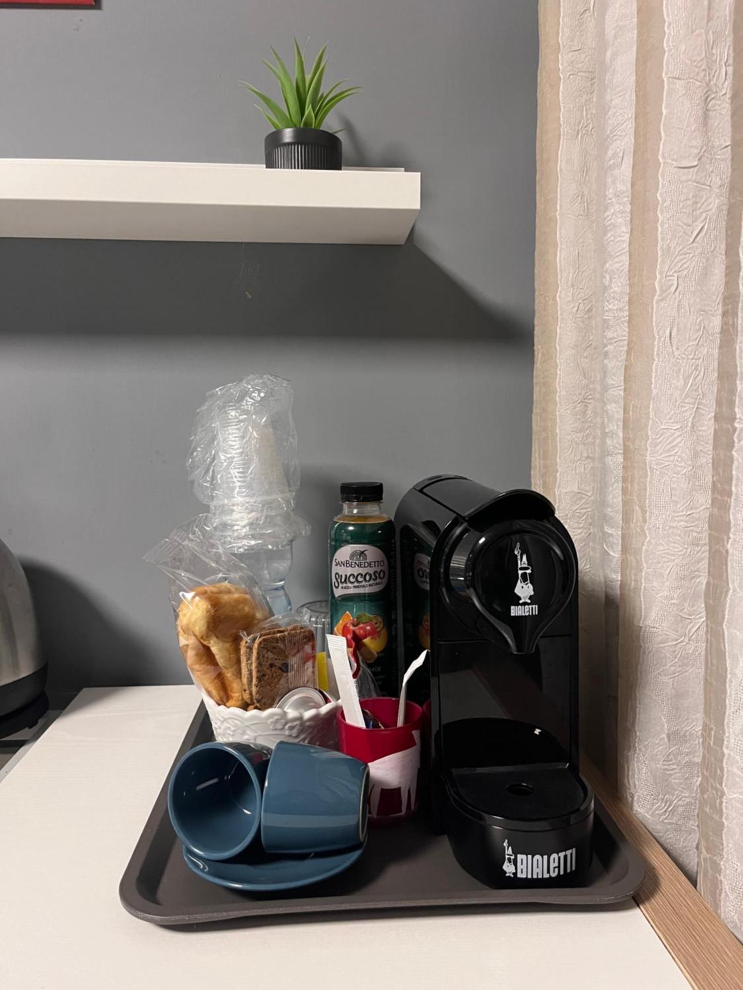 Naples Luxury Suites B&B Экстерьер фото